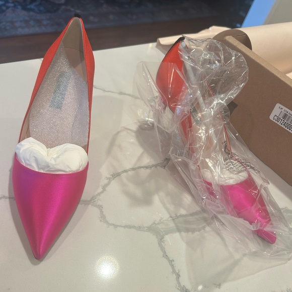 Brand new in box SJP by Sarah Jessica Parker Rampling 70 satin Pink and Red pump - Picture 7 of 11
